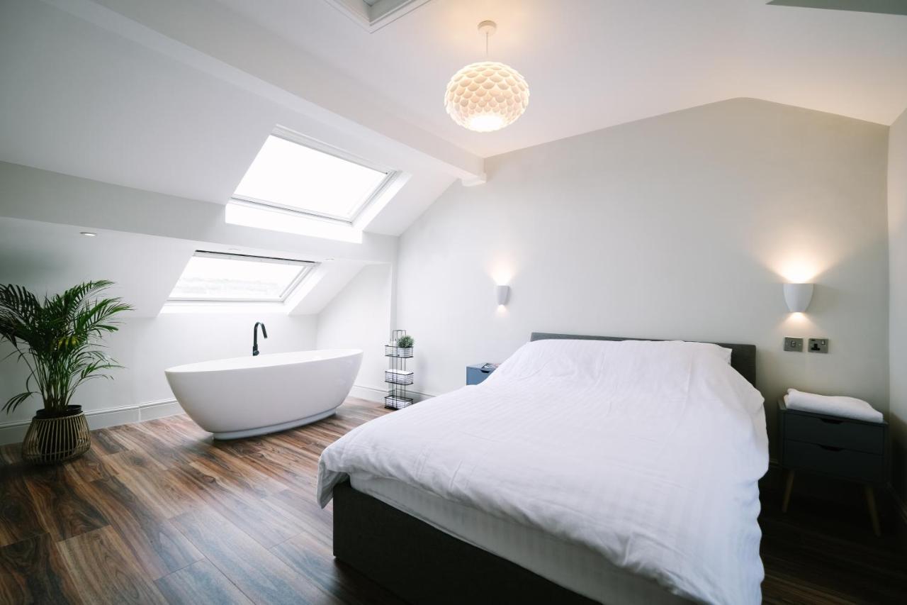 Period Retreat For 6, Explore The Lake District Lancaster Exteriör bild
